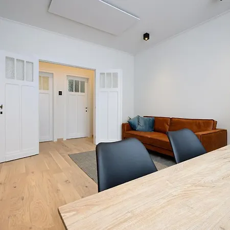 Gezellig Op 100m Zee Te *